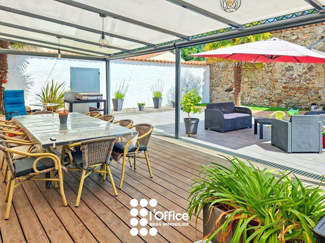 Maison à SAINTE-FLAIVE-DES-LOUPS