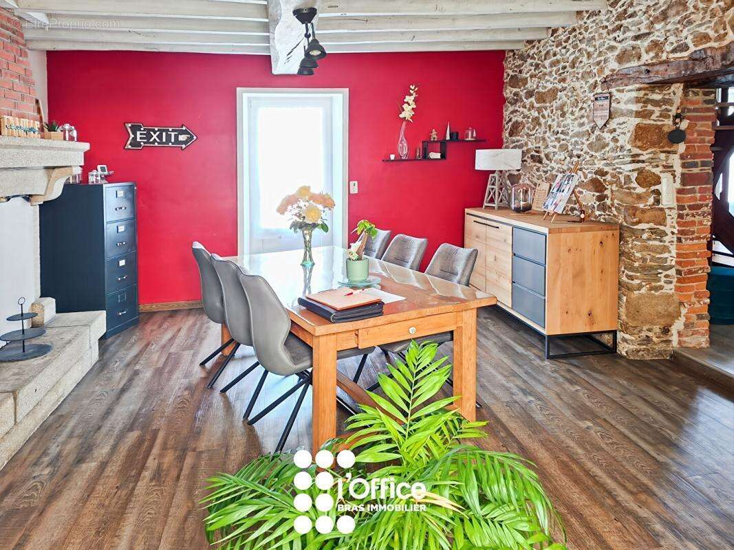 Maison à SAINTE-FLAIVE-DES-LOUPS