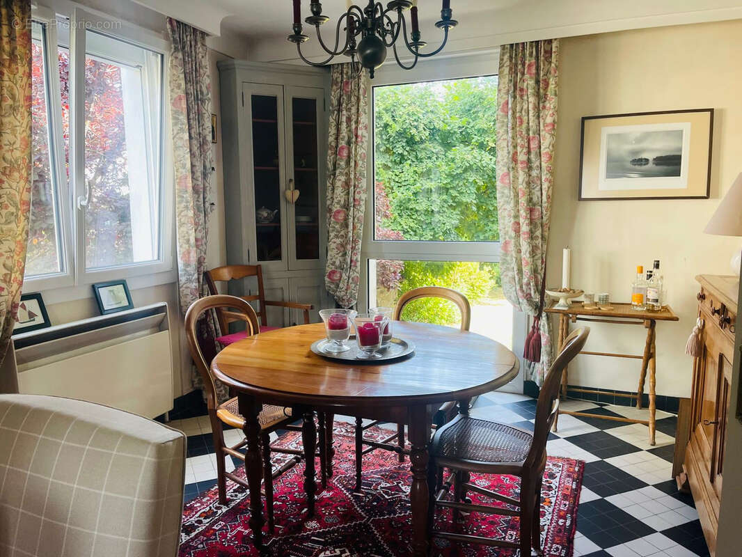 Maison à LA MONTAGNE