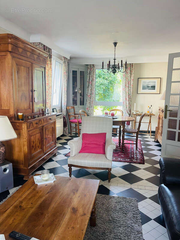 Maison à LA MONTAGNE