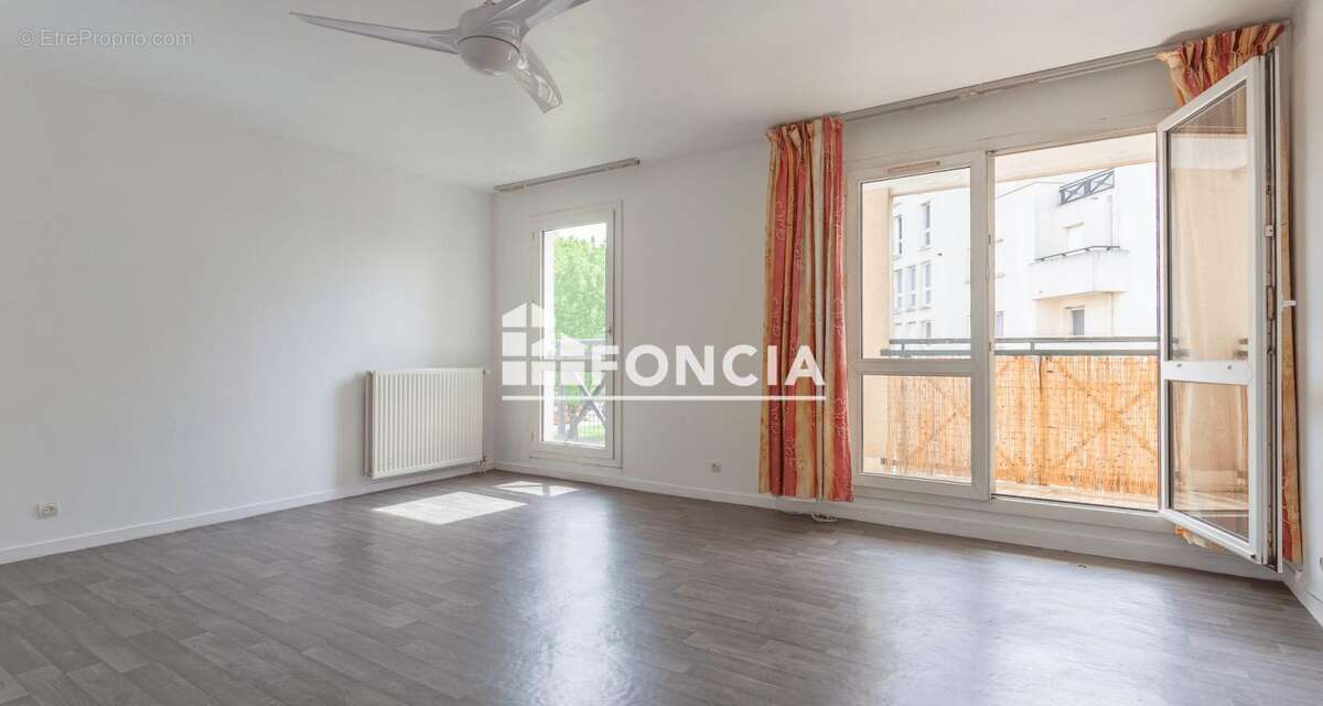 Appartement à JUVISY-SUR-ORGE