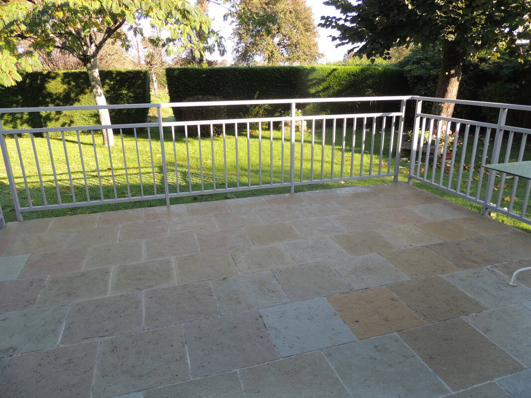 Maison à VENDRENNES