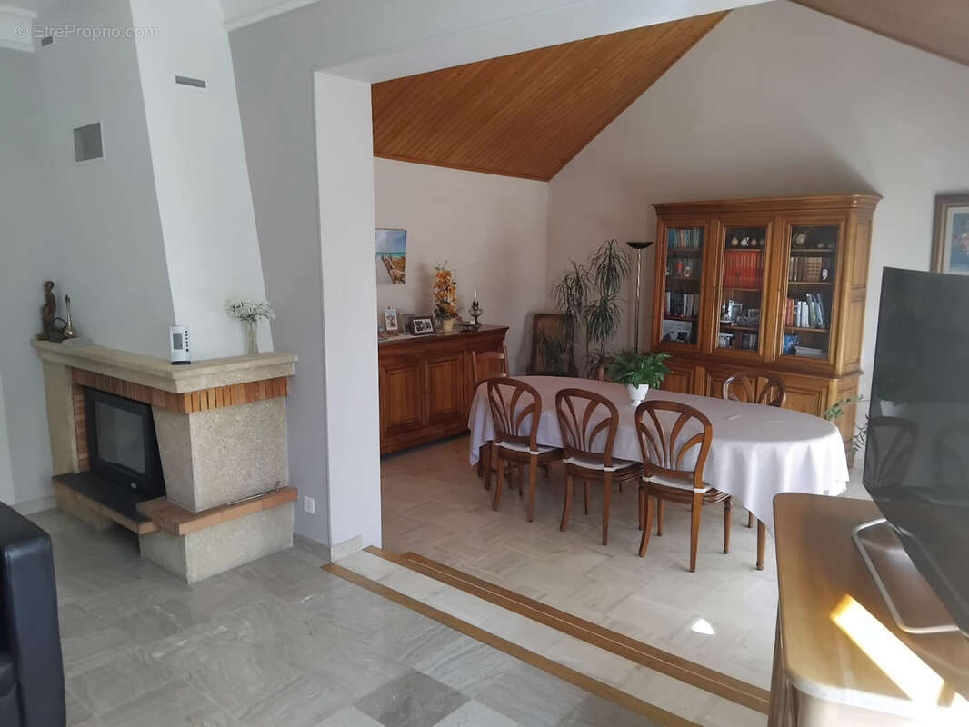 Maison à VENDRENNES