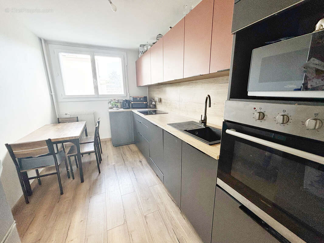 Appartement à OULLINS