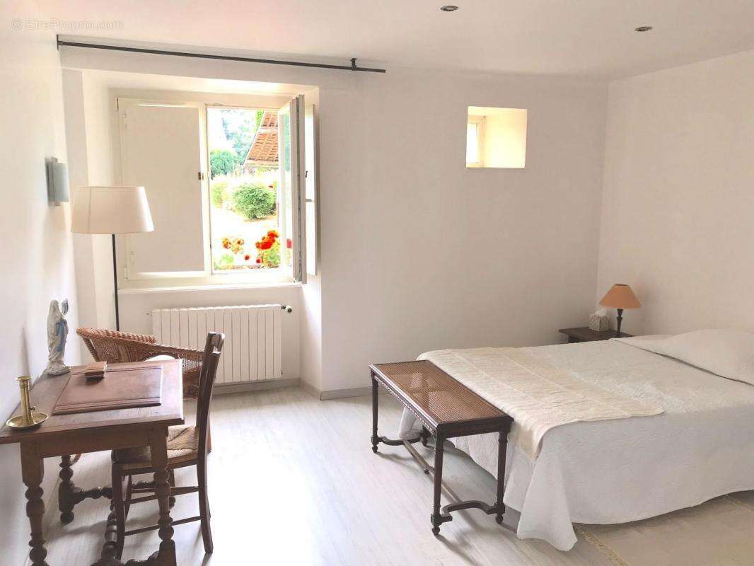 Maison à MINIAC-MORVAN