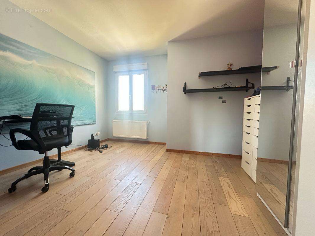 Maison à SAINT-MAUR-DES-FOSSES