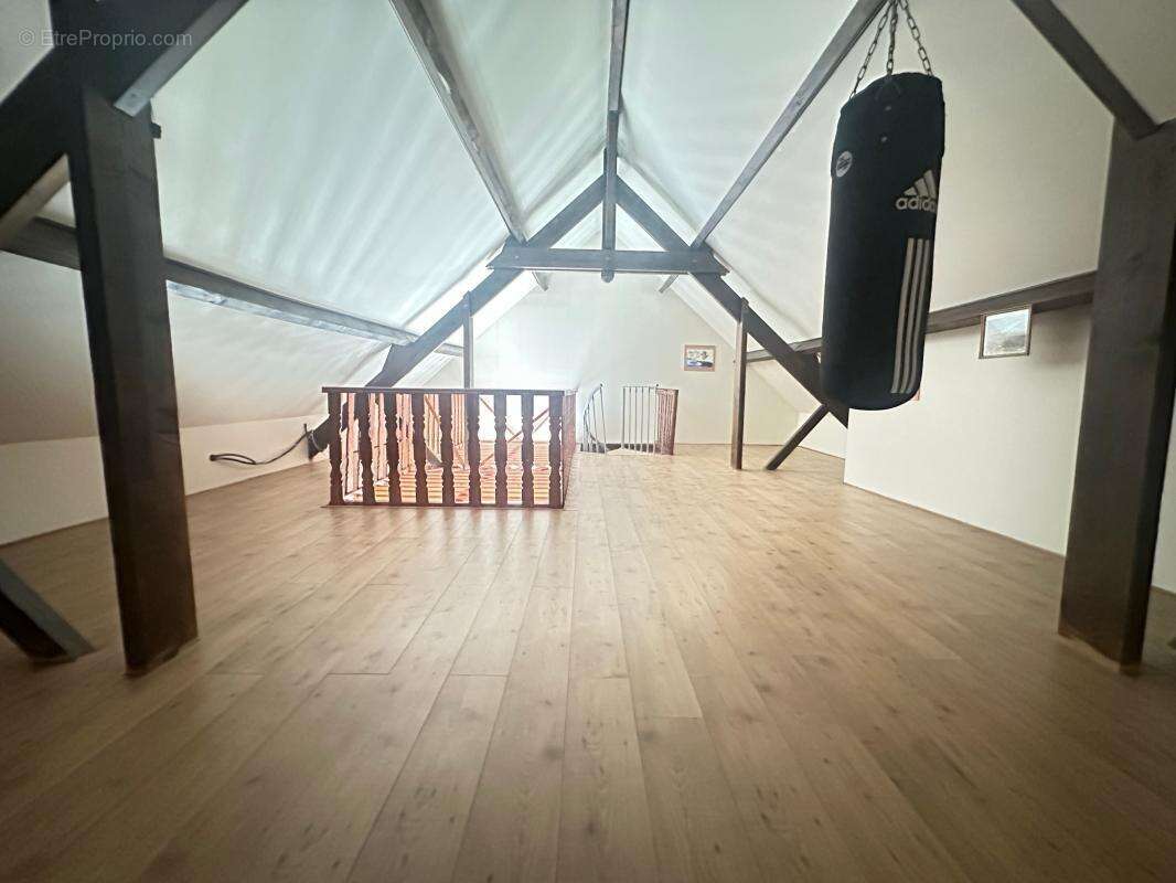 Maison à SAINT-MAUR-DES-FOSSES