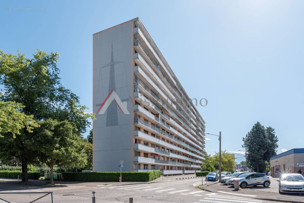 Appartement à FONTAINE