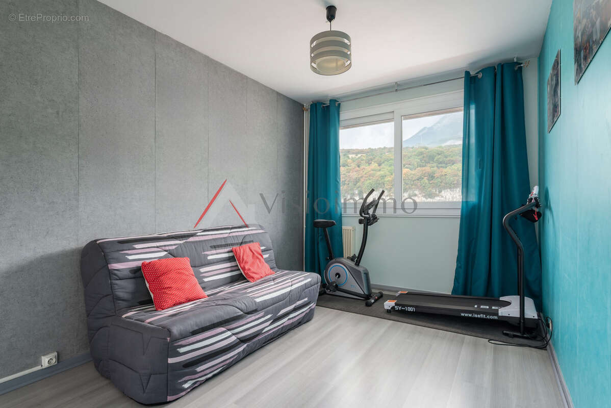 Appartement à FONTAINE