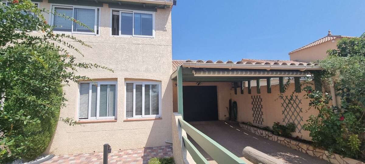 Maison à SAINT-GENIES-DE-FONTEDIT