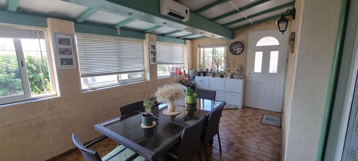 Maison à SAINT-GENIES-DE-FONTEDIT