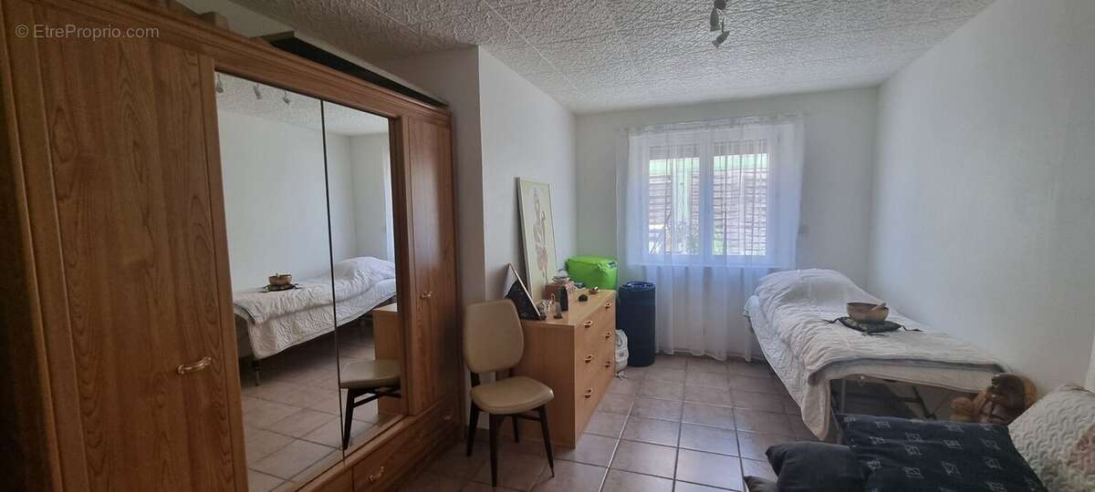 Maison à SAINT-GENIES-DE-FONTEDIT