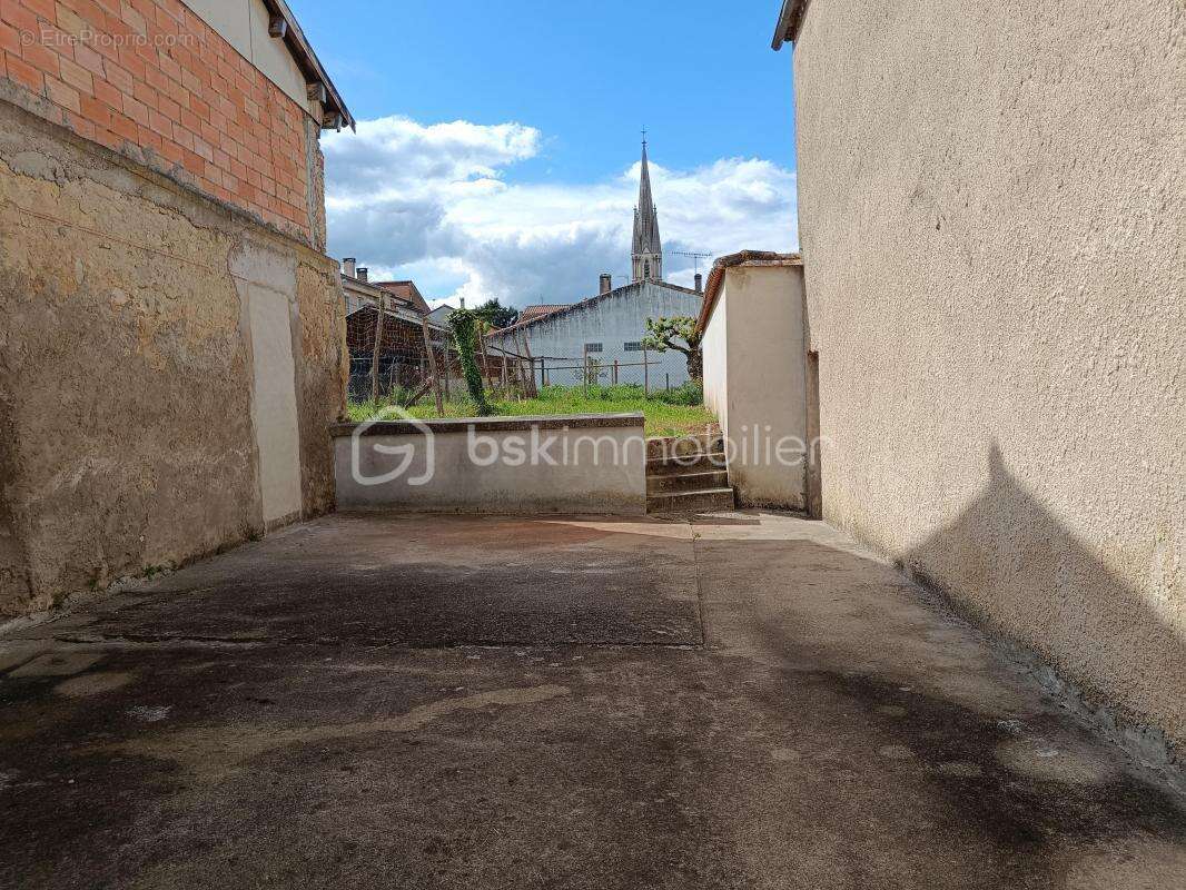 Maison à MIRAMONT-DE-GUYENNE