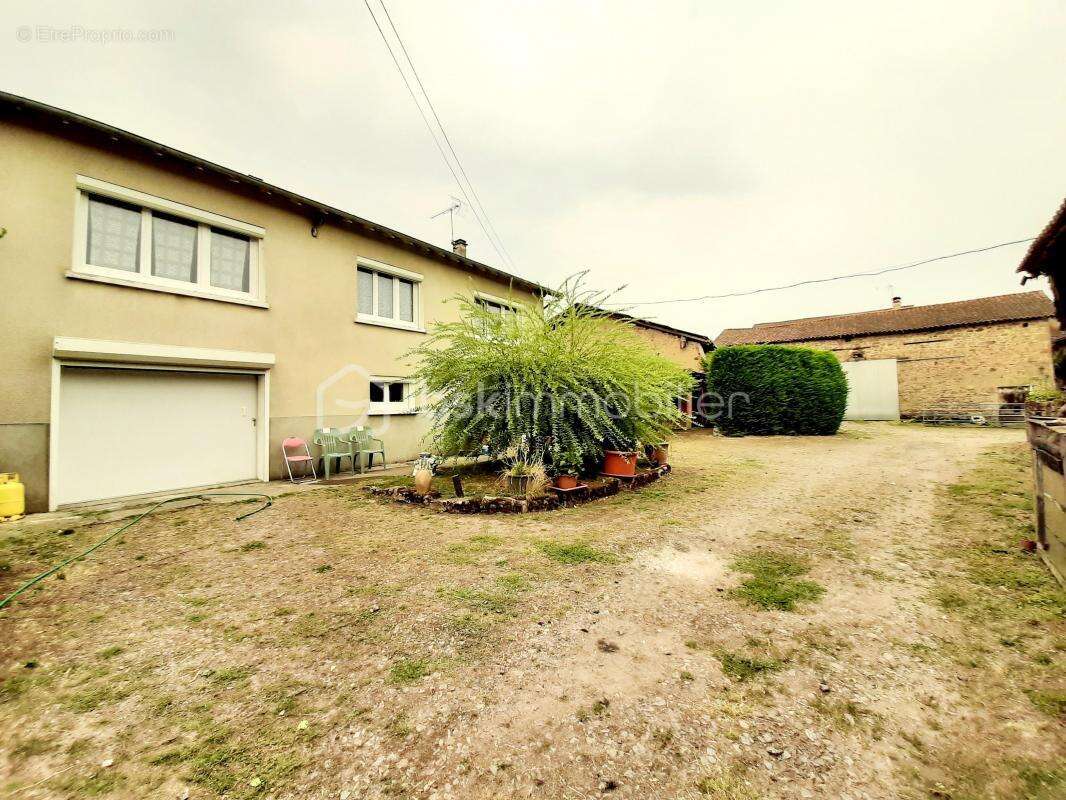 Maison à COGNAC-LA-FORET