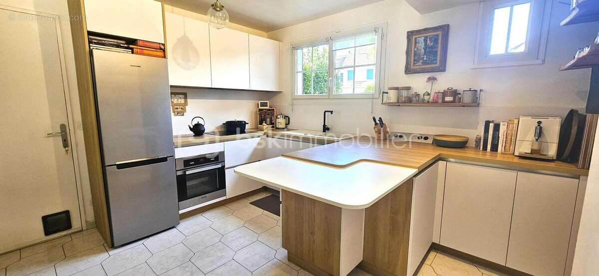 Maison à PONTAULT-COMBAULT