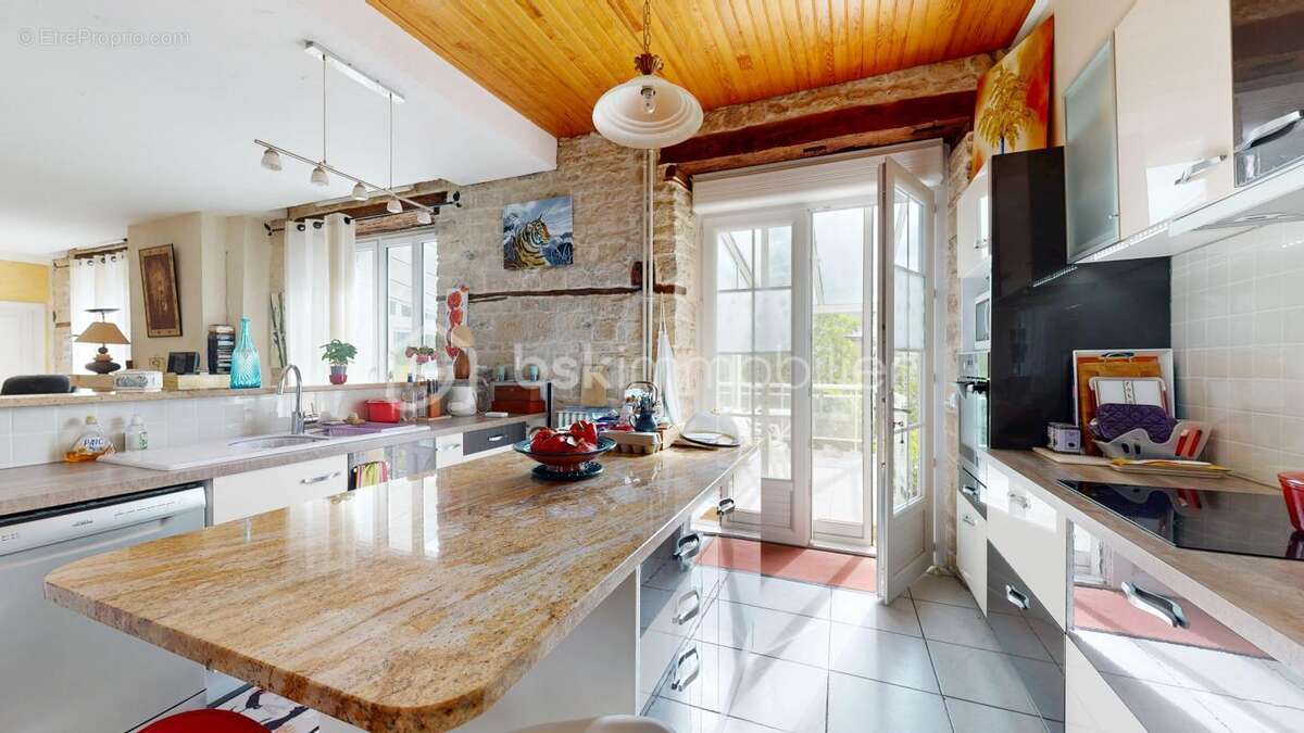 Maison à CRESSENSAC