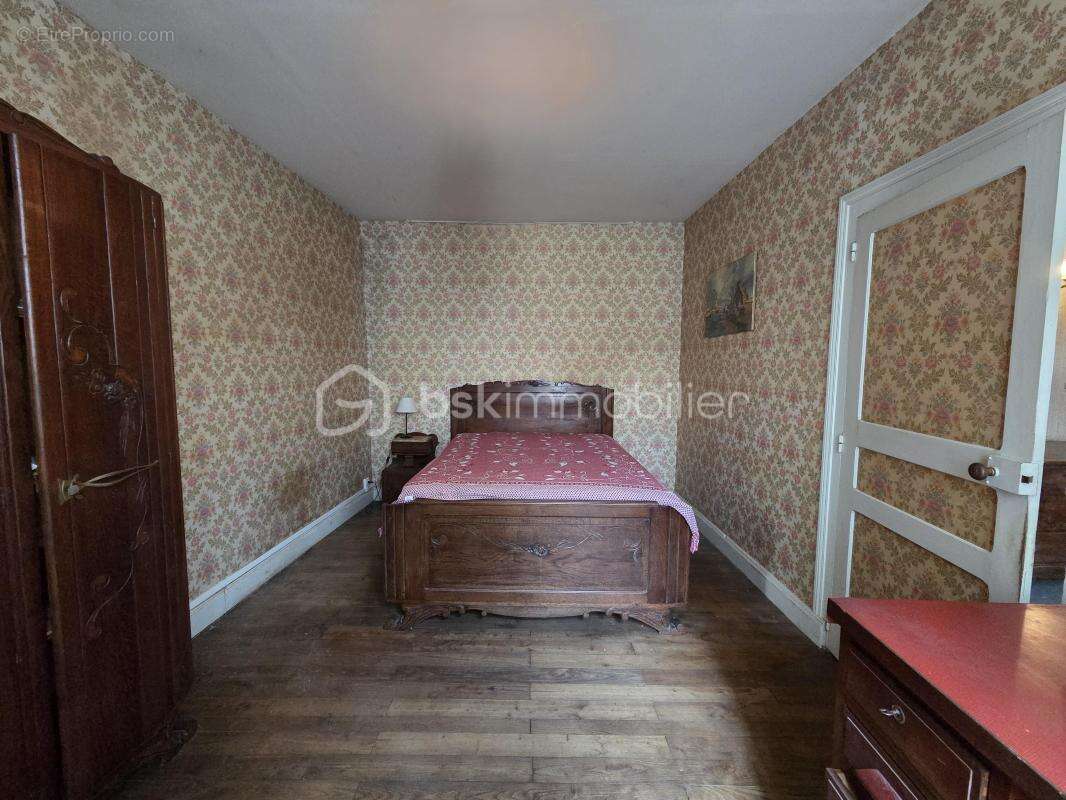 Maison à LIMALONGES