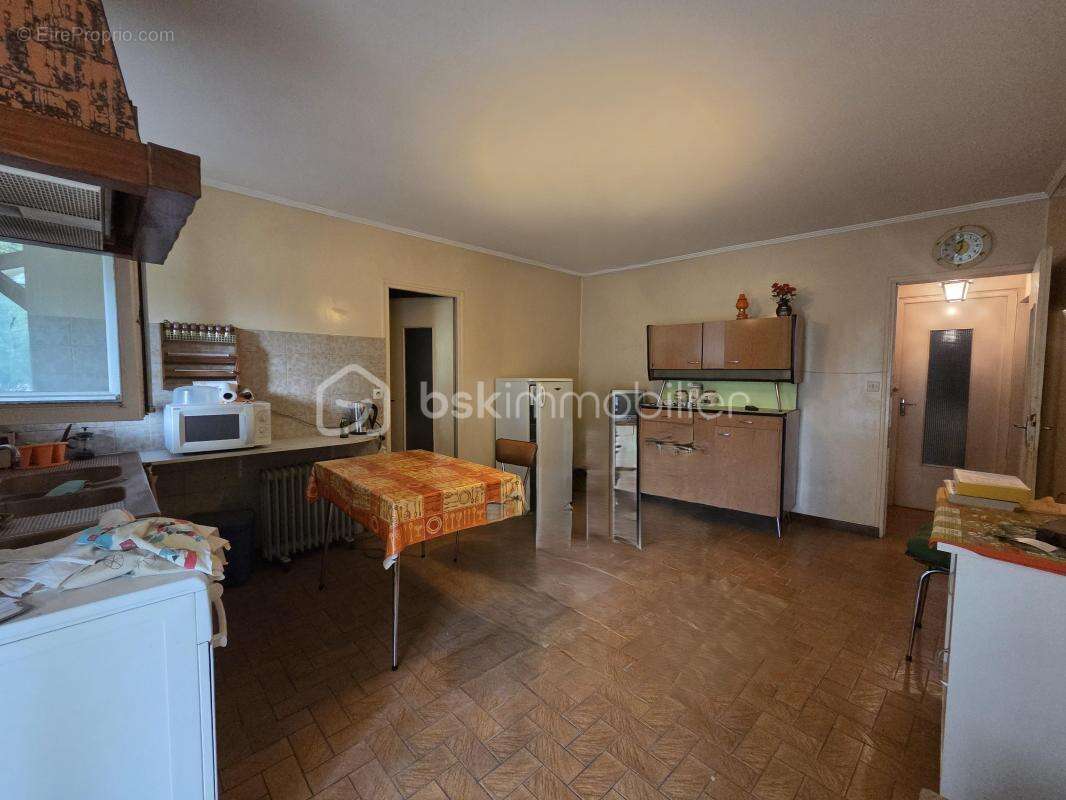 Maison à LIMALONGES