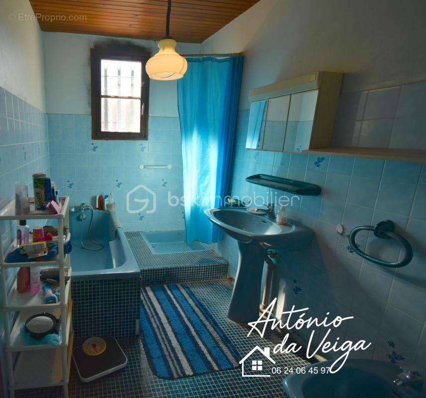 Maison à COURRENSAN