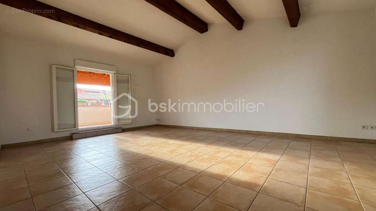 Appartement à UZES