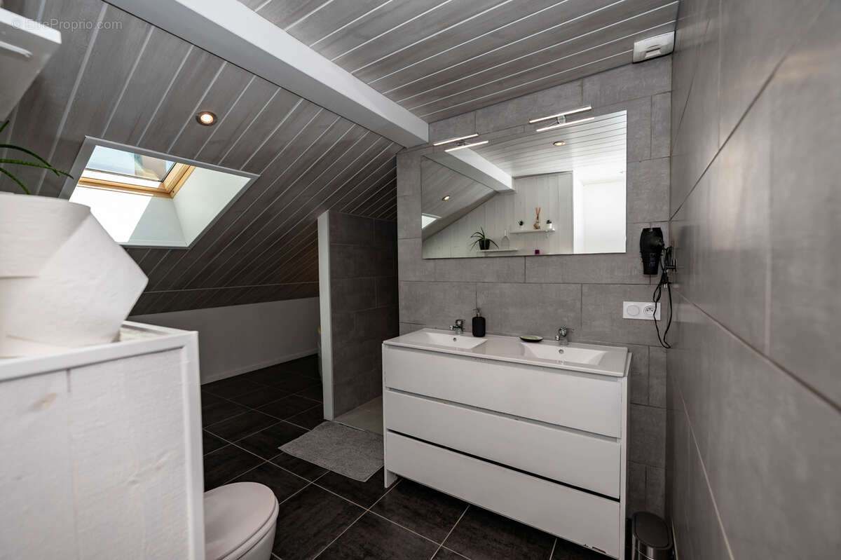 Autre à LABERGEMENT-SAINTE-MARIE