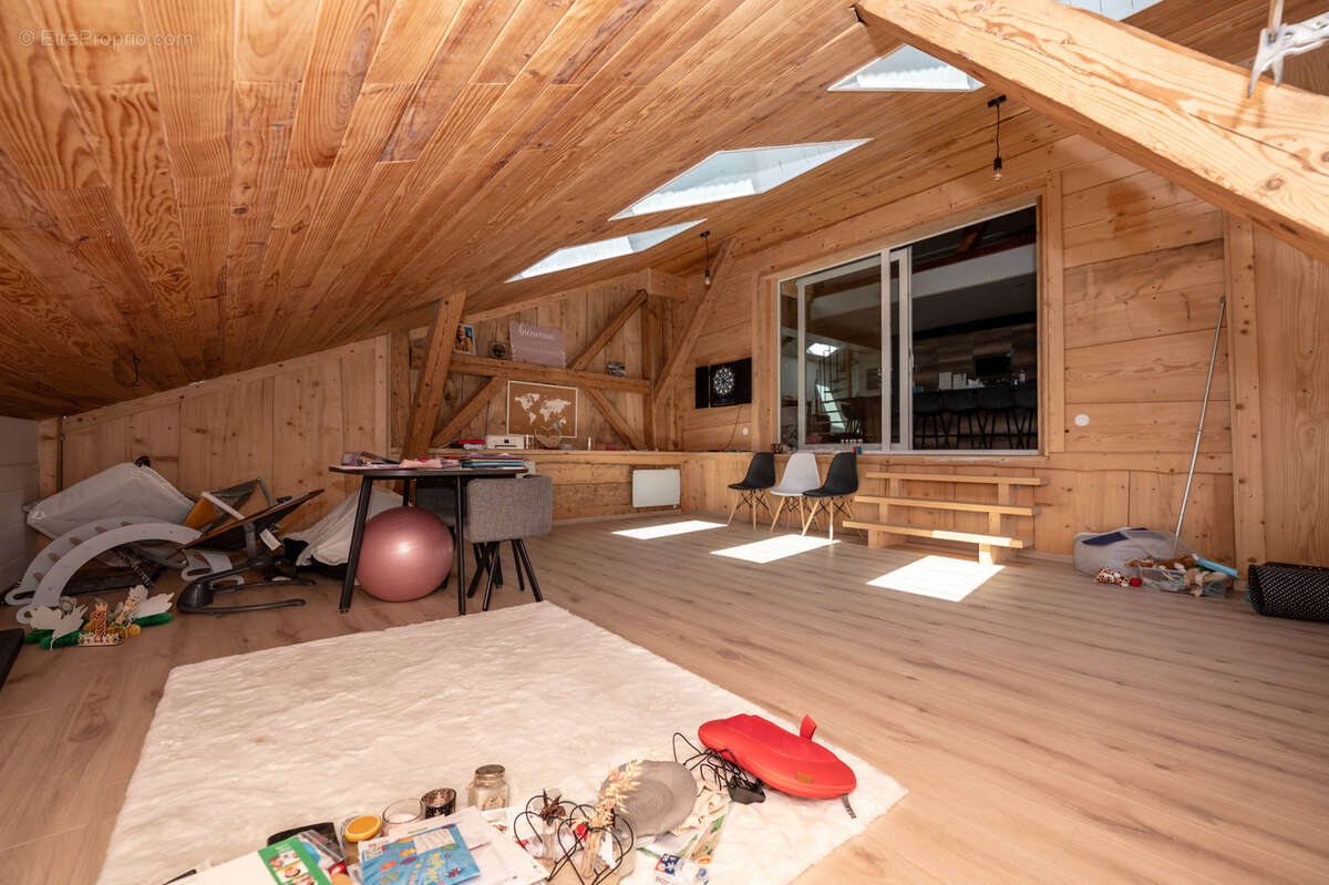 Autre à LABERGEMENT-SAINTE-MARIE