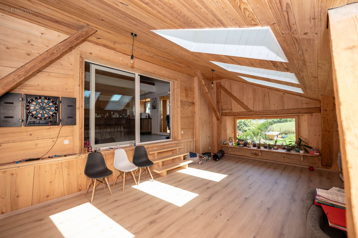 Autre à LABERGEMENT-SAINTE-MARIE