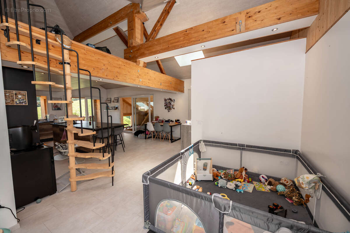 Autre à LABERGEMENT-SAINTE-MARIE