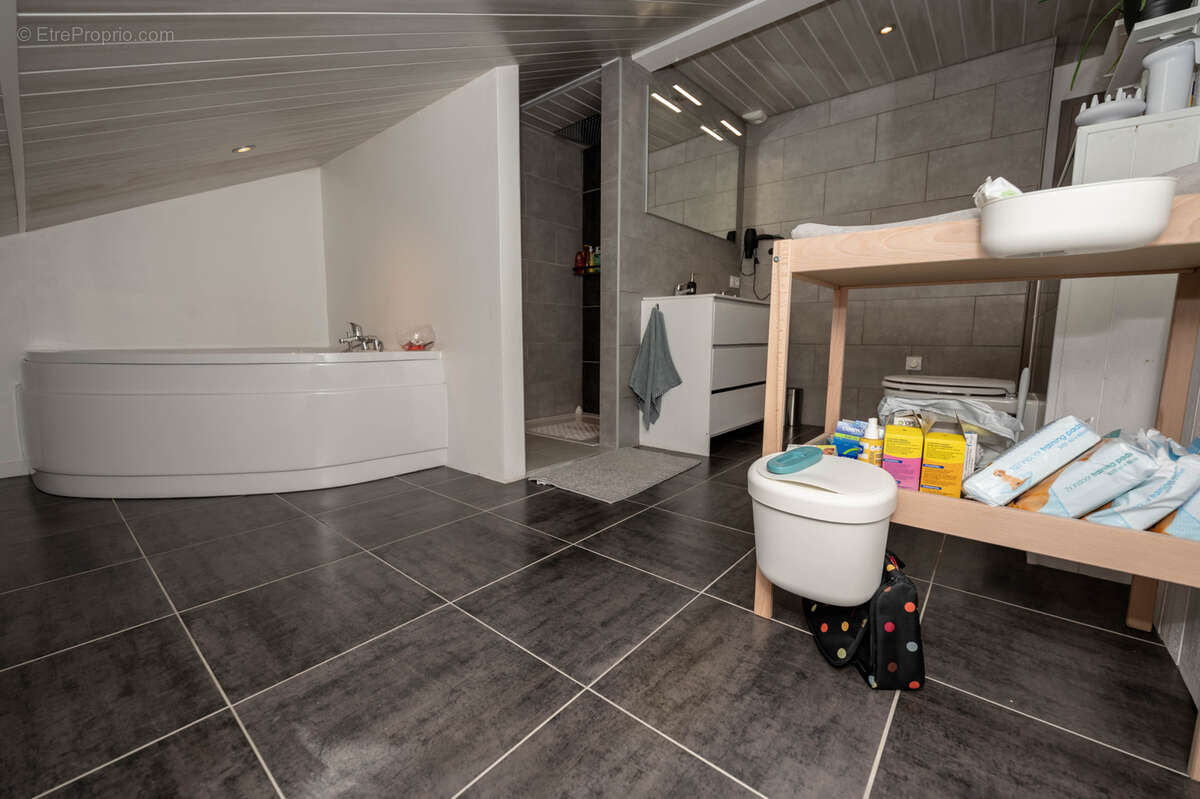 Autre à LABERGEMENT-SAINTE-MARIE