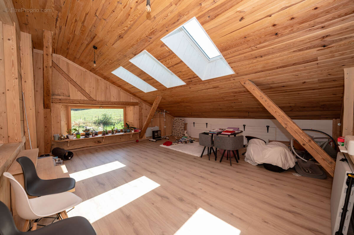 Autre à LABERGEMENT-SAINTE-MARIE