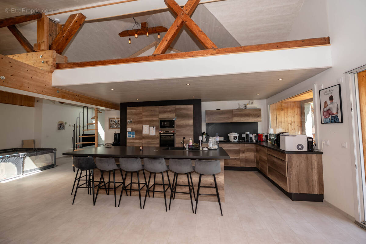 Autre à LABERGEMENT-SAINTE-MARIE