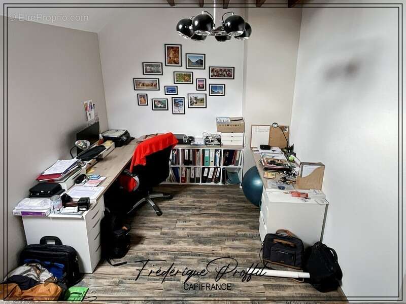 Maison à CIRES-LES-MELLO