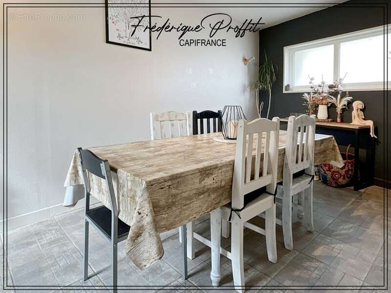 Maison à CIRES-LES-MELLO