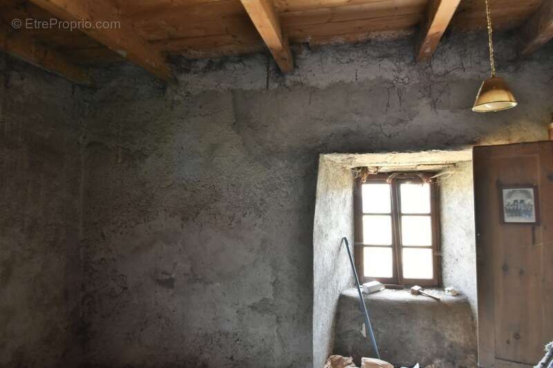 Maison à CHAUDEYROLLES