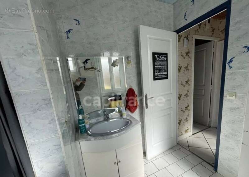 Maison à VILLENEUVE-SUR-YONNE