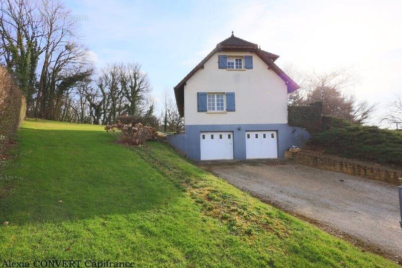 Maison à CHAMPAGNAT
