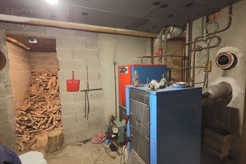 Maison à CHAMPAGNAT