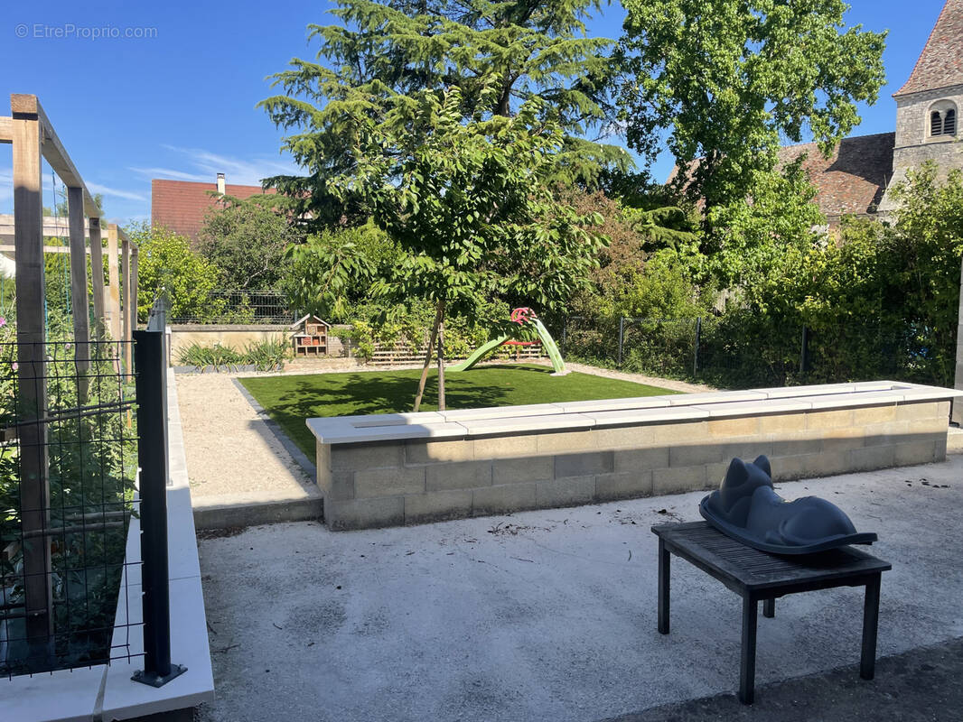 Maison à VILLEBICHOT