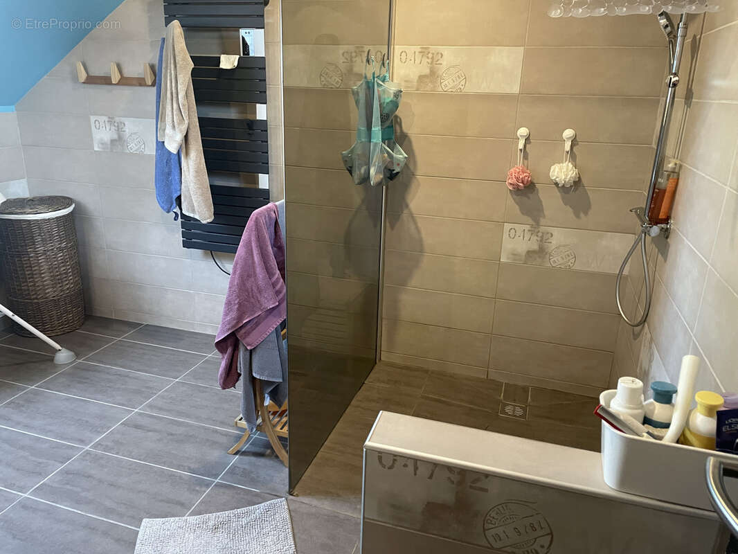 Maison à VILLEBICHOT