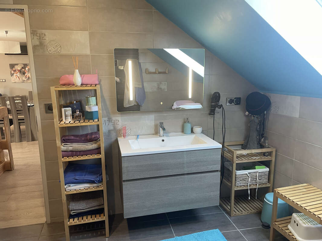 Maison à VILLEBICHOT