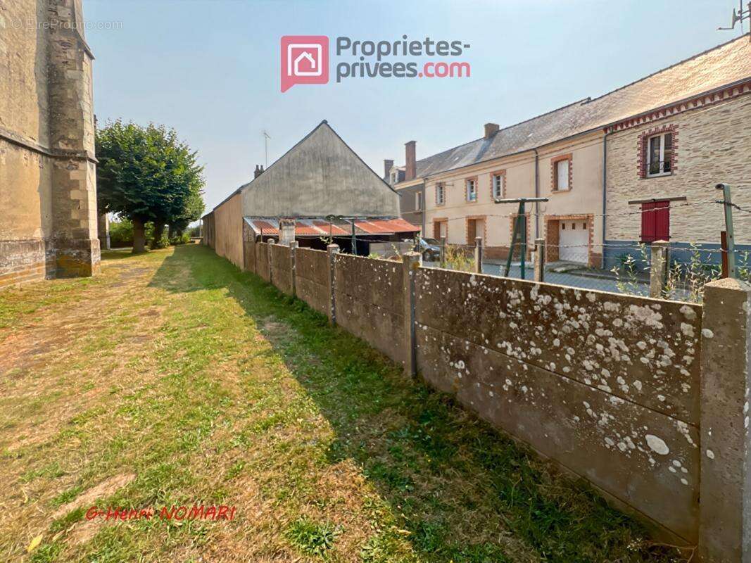 Maison à JUIGNE-DES-MOUTIERS