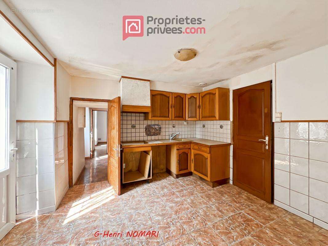 Maison à JUIGNE-DES-MOUTIERS