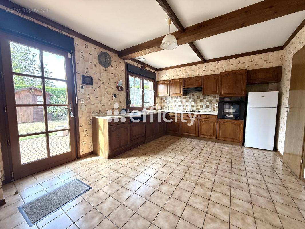 Maison à LA CHAPELLE-D&#039;ARMENTIERES