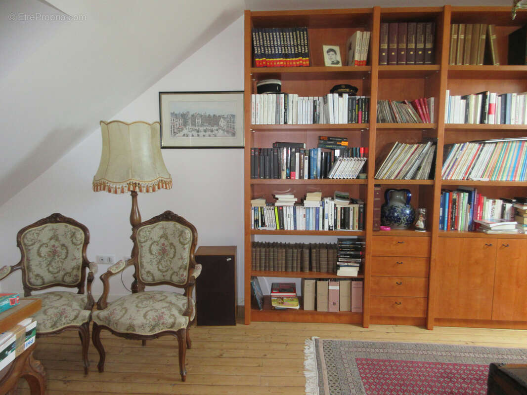 Maison à LE PONT-CHRETIEN-CHABENET