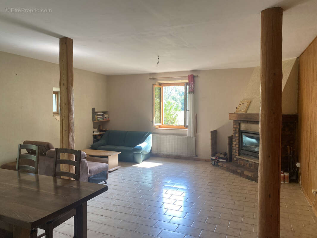 Maison à LONGCHAUMOIS