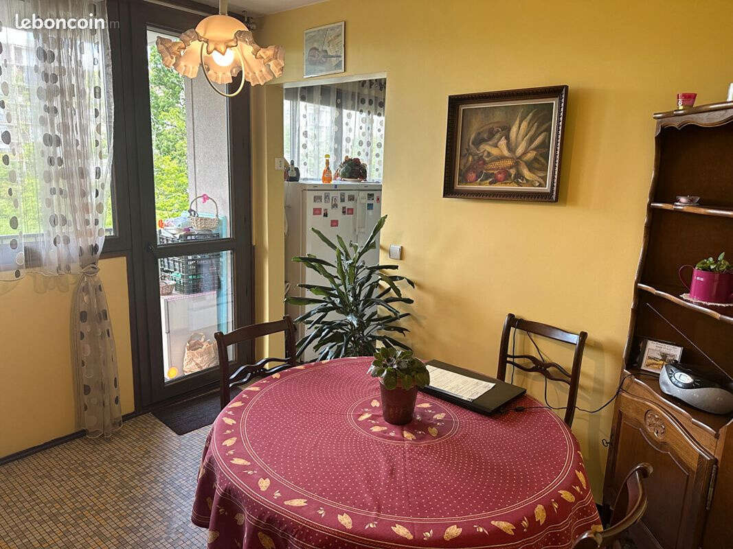 Appartement à SAINT-PRIEST