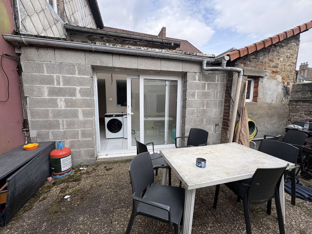 Maison à FLIXECOURT