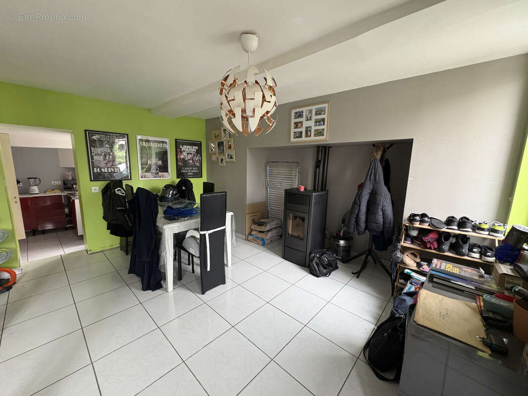 Maison à FLIXECOURT