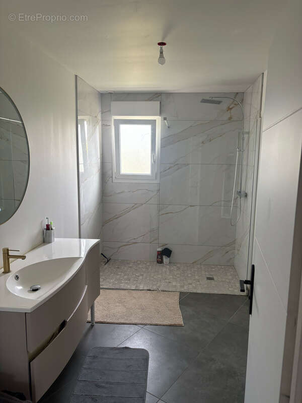 Maison à FLIXECOURT