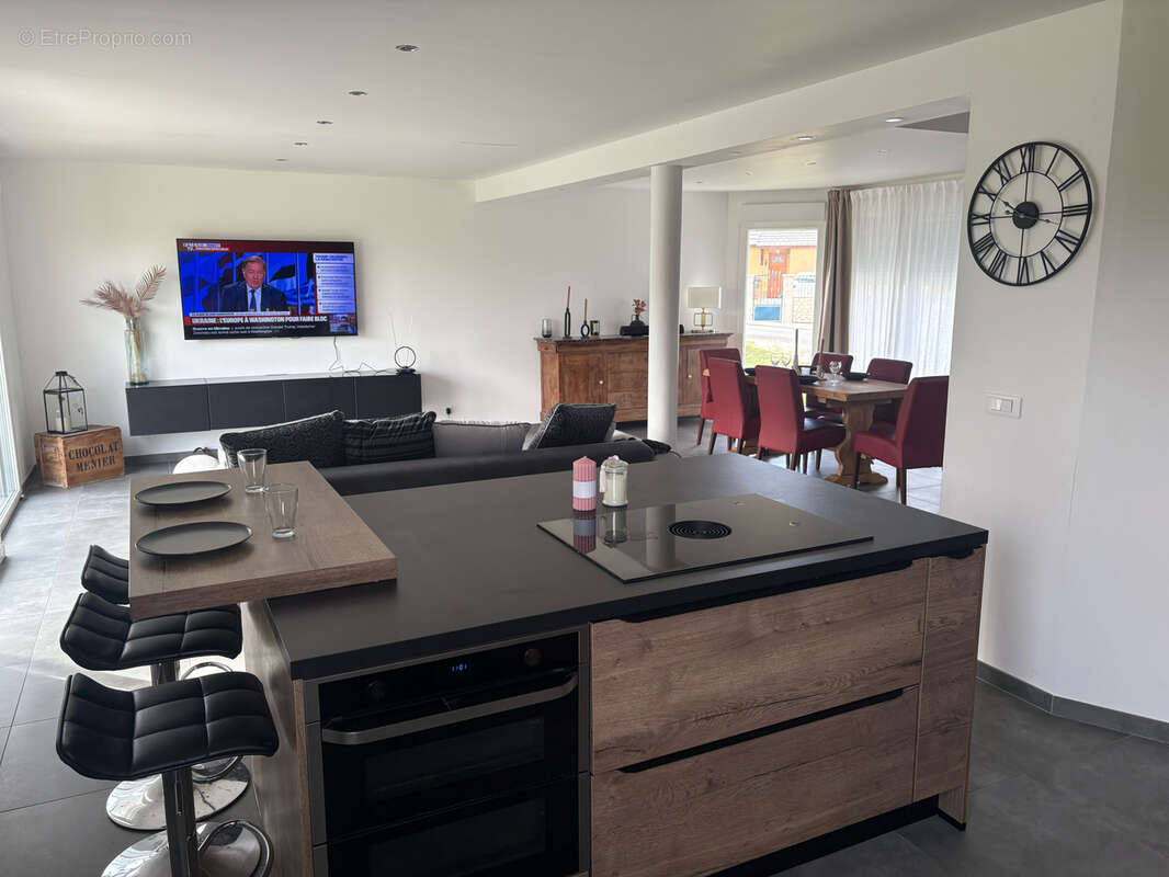 Maison à FLIXECOURT